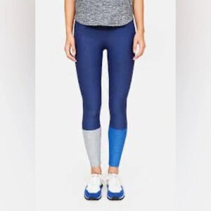 Outdoor voices color dipped leggings in excellent condition size xs​​